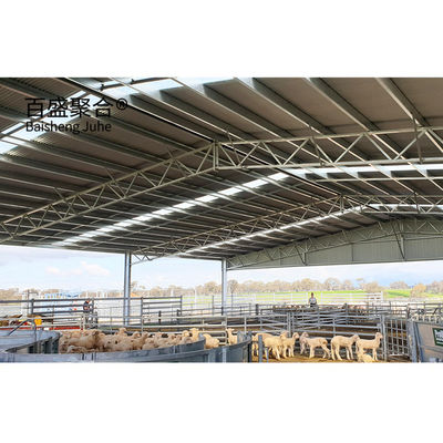 Vorgefertigte Stahlkonstruktion Schafsschuppen Bauernhof Gebäudedesign aus Q235 Kohlenstoffarme Stahl