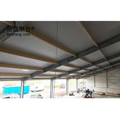 Roller Door Prefabricated Livestock Shelter for Goat Sheep Shed Cow House Cattle Shed Die Wohnung ist in der Nähe von der Wohnung.
