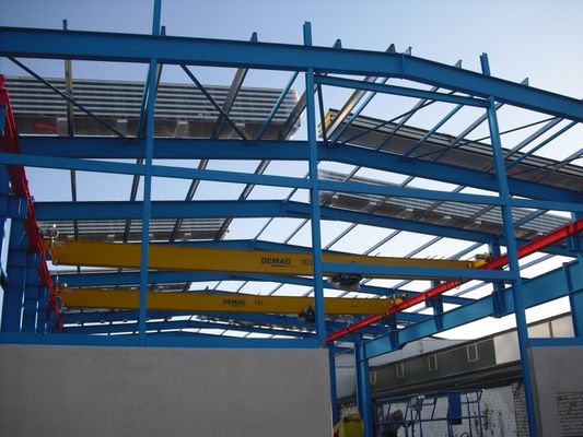 Industrielager Metallrahmen-Schuppen mit AiSi-Standard- und Sandwich-Dachplatten